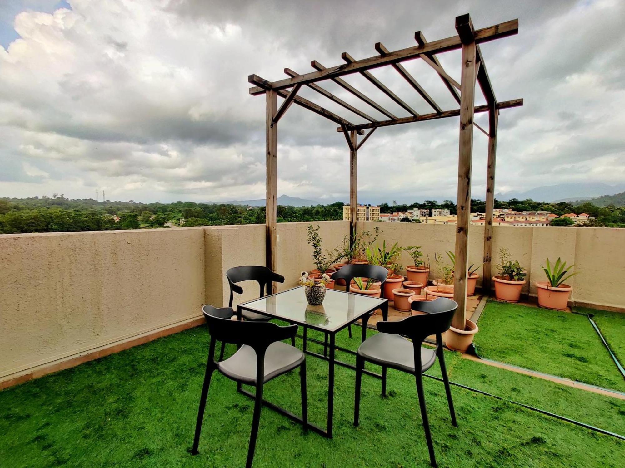 Pushpam Sanskruti Resort Karjat - A Pure Veg Resort Dhamni Kültér fotó