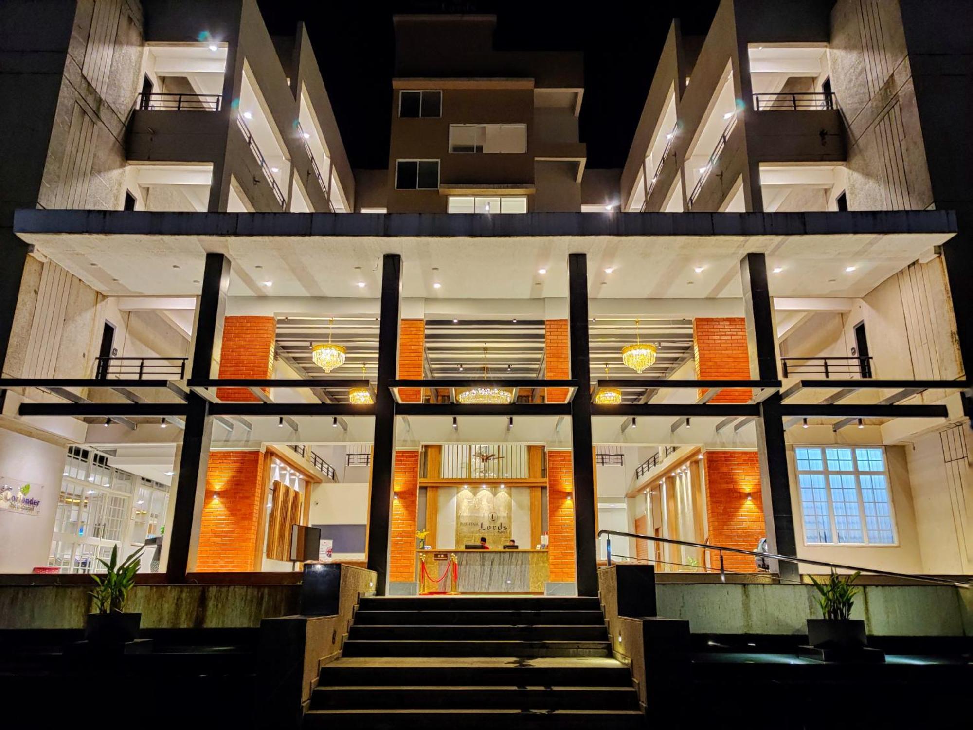 Pushpam Sanskruti Resort Karjat - A Pure Veg Resort Dhamni Kültér fotó